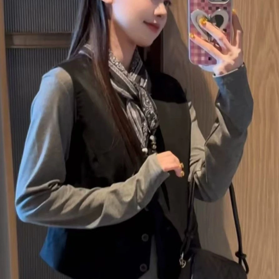 收秋冬新款大码A183复古轻熟风长袖V领马甲外套+丝巾高级感三件套