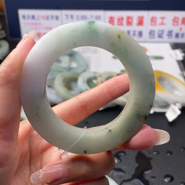 【闪购商品】未镶嵌翡翠定制翡翠