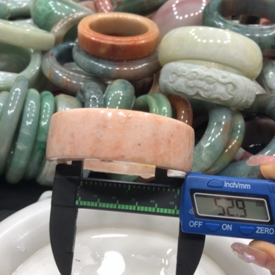 未镶嵌石英质玉珠宝半成品6