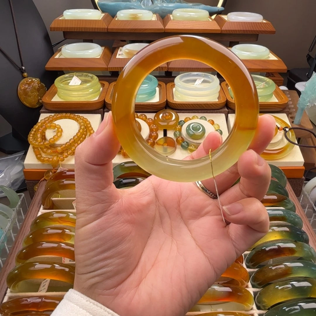 蛇纹石玉未镶嵌手镯54