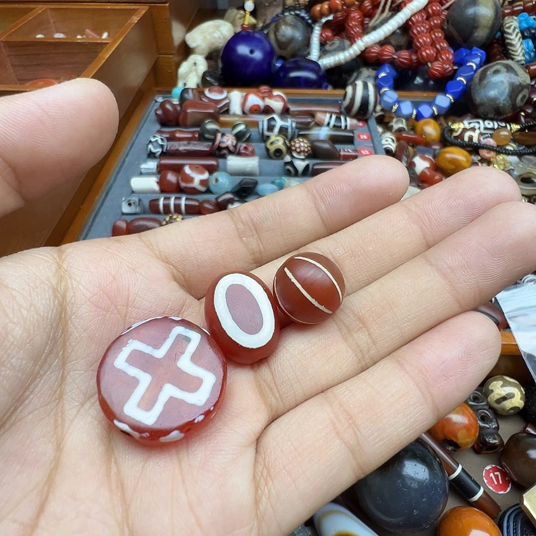 清***允玛瑙/玉髓未镶嵌珠宝半成品玉髓60