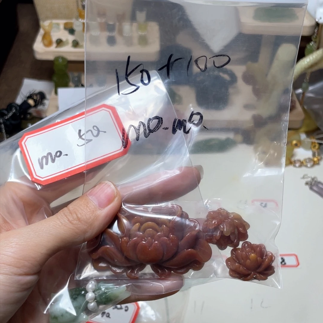 蛇纹石玉颈饰未镶嵌m****2