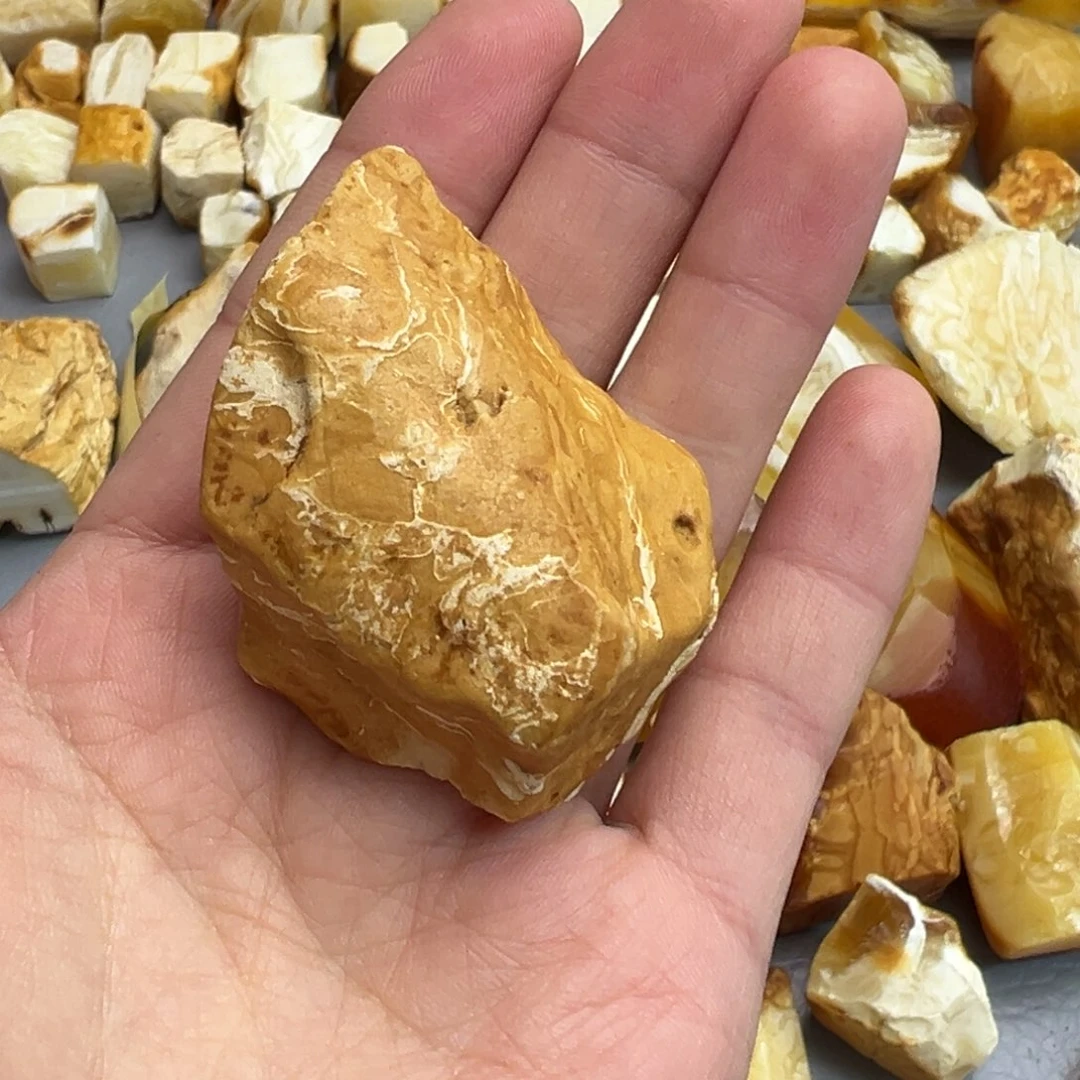 定制琥珀未镶嵌渔**镇蜜蜡