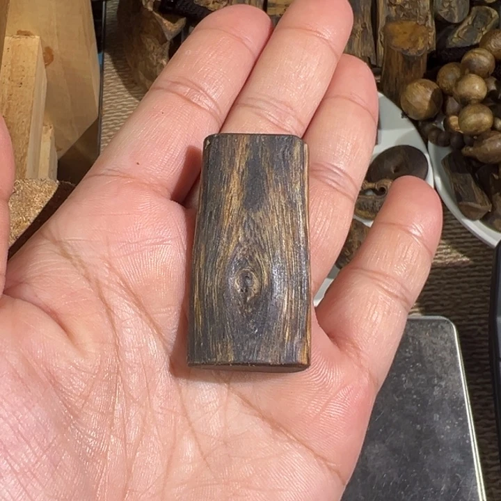 吊坠沉香白棋楠沉香吊坠5.6克