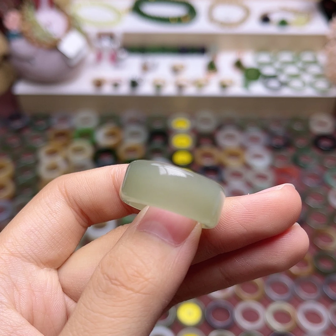 和田玉戒指未镶嵌18.1 青提果冻