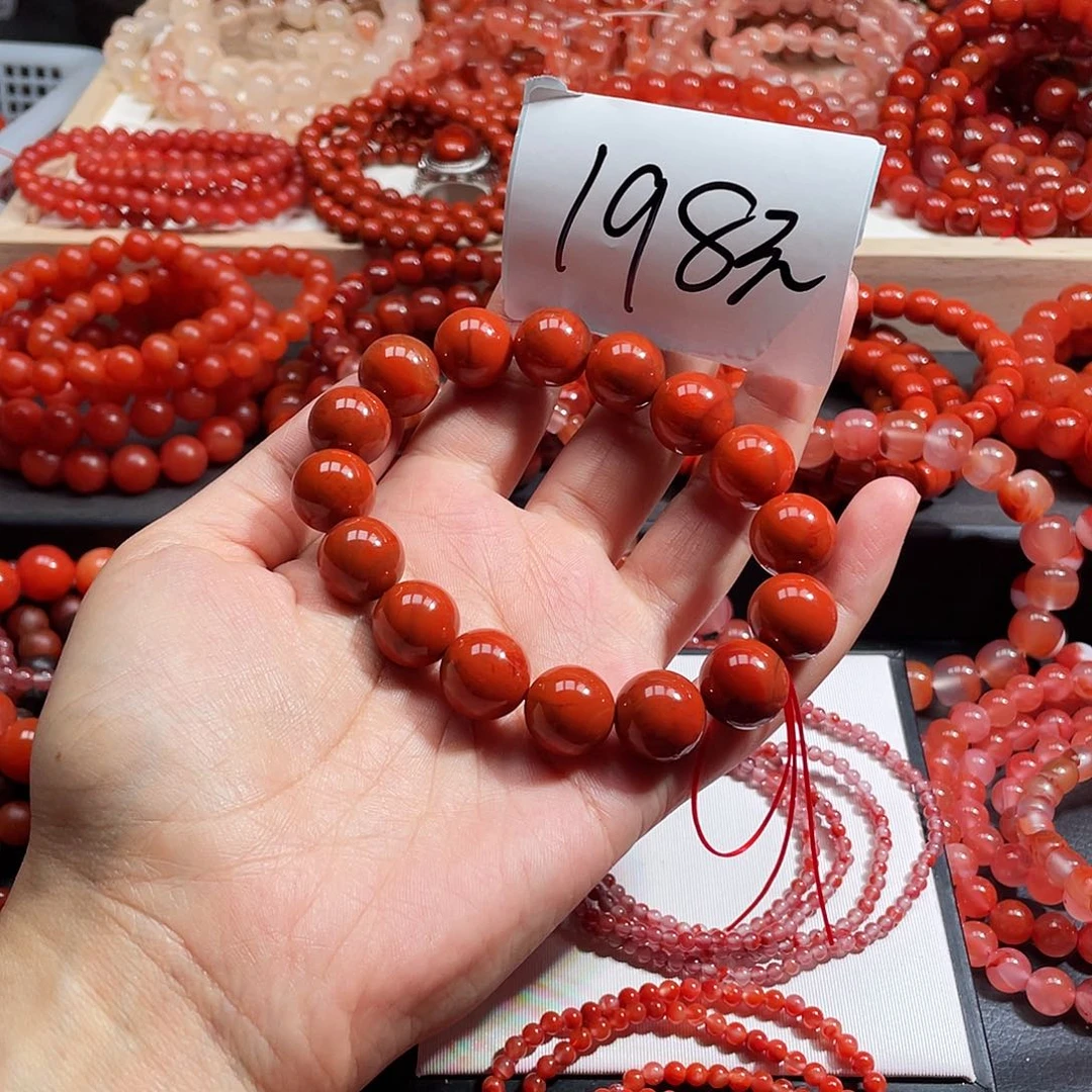 焱***水手链未镶嵌南红玛瑙