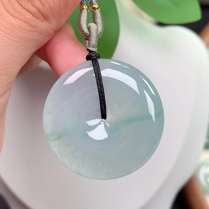 颈饰未镶嵌翡翠平安扣 34.9x6.3mm