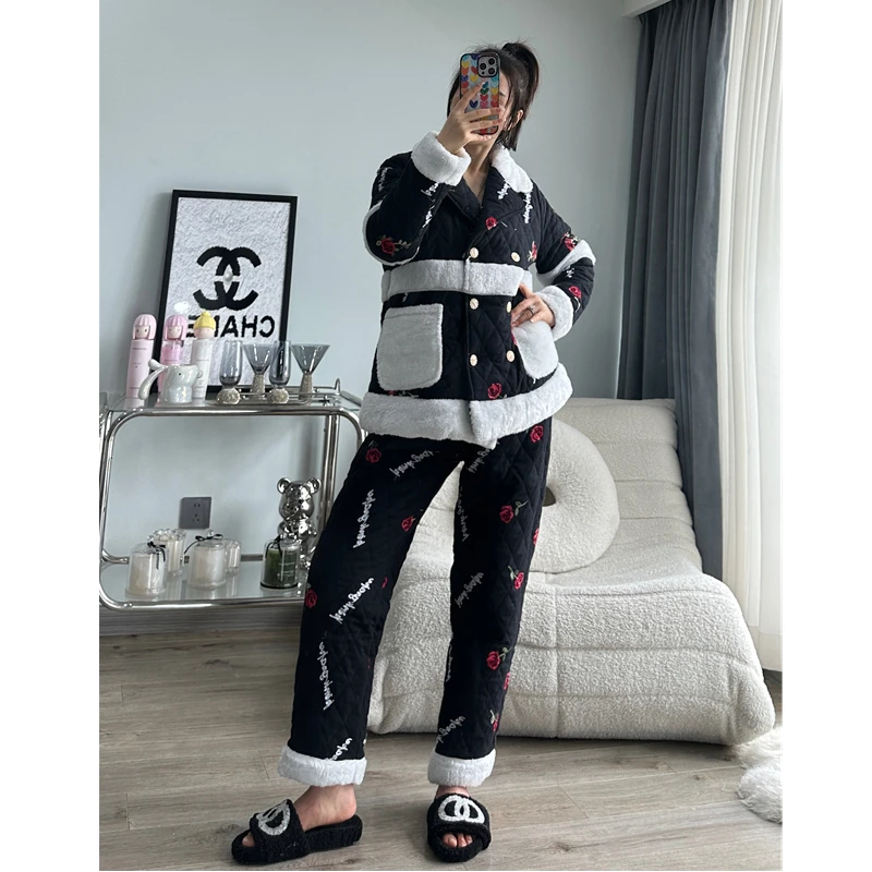 878408 pink grape冬三层夹棉加厚刺绣玫瑰短版宽松加绒家居服