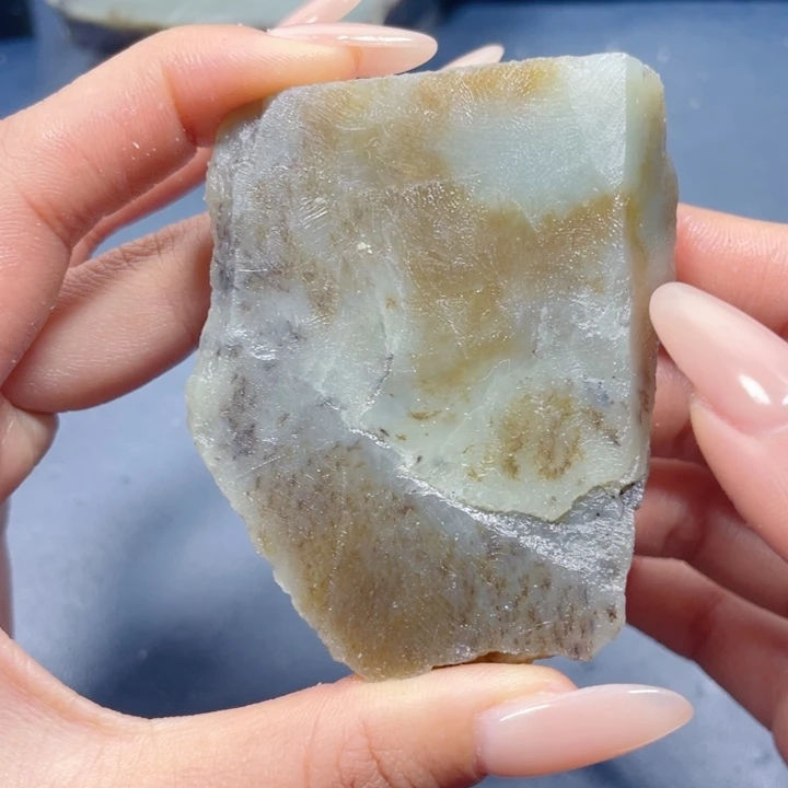 和田玉未镶嵌珠宝半成品