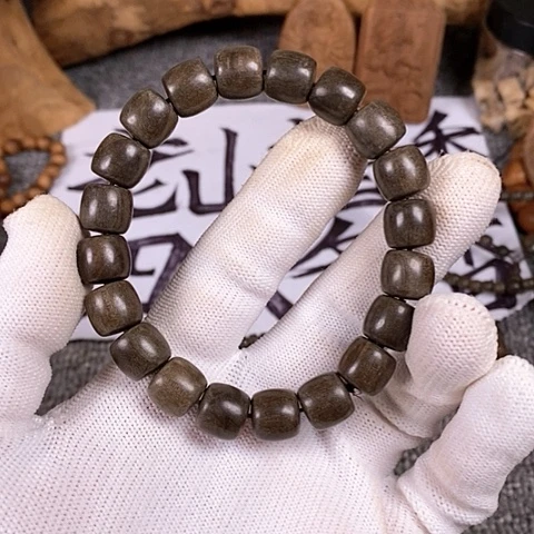 檀香木手串/手链老山檀香阴沉10/10.5直切