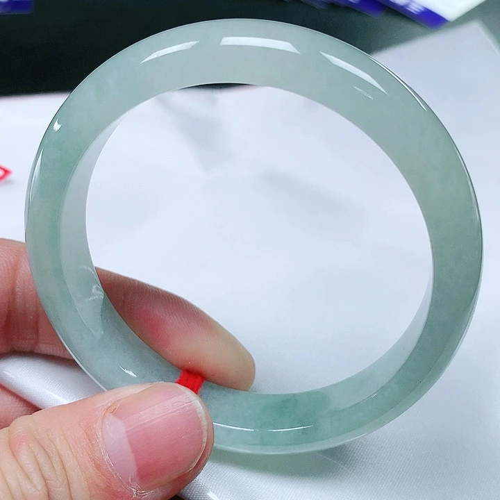 翡翠手镯（圆镯）未镶嵌翡翠手镯未镶嵌