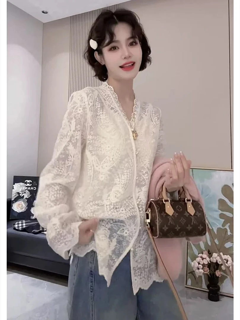 M胸98长66重工勾花V领长袖珍珠扣高级感蕾丝开衫上衣 9604