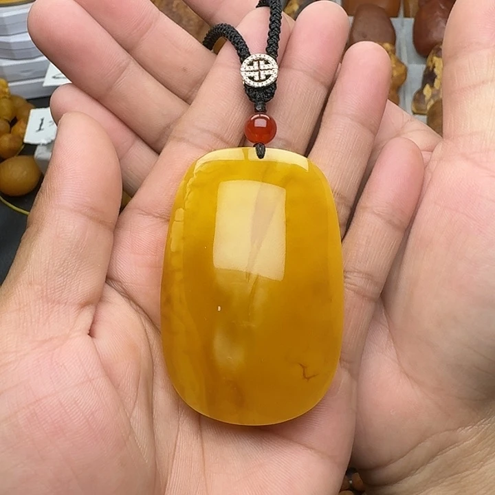 琥珀未镶嵌裸石天然蜜蜡吊坠