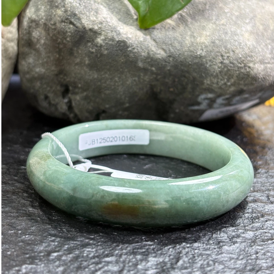 缅甸天然翡翠A货翡翠菠菜绿飘花手镯天然玉石手镯6108