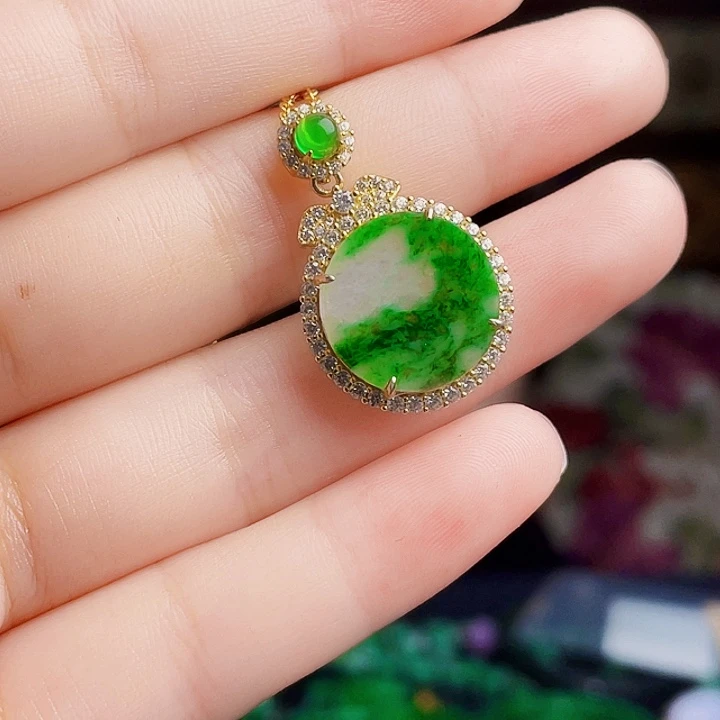 翡翠银S925镶嵌颈饰多样性