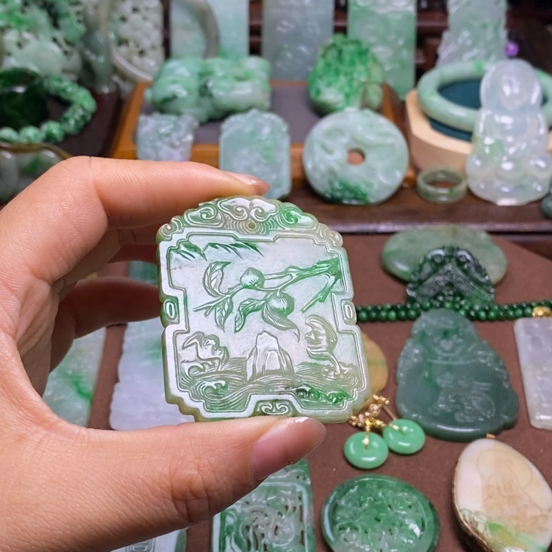 小***小翡翠未镶嵌挂件11111111111111