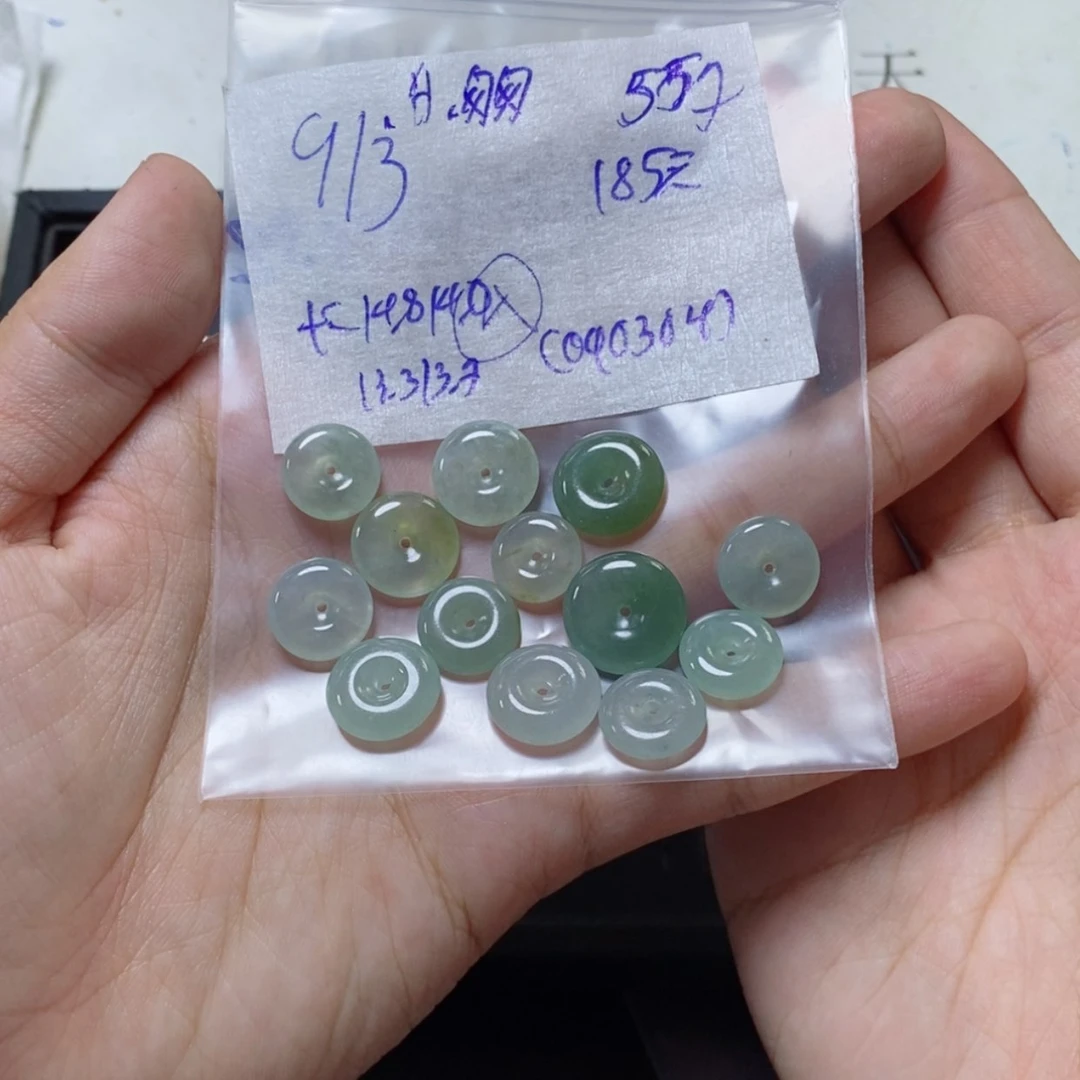 【闪购商品】定制翡翠未镶嵌.****…平安扣