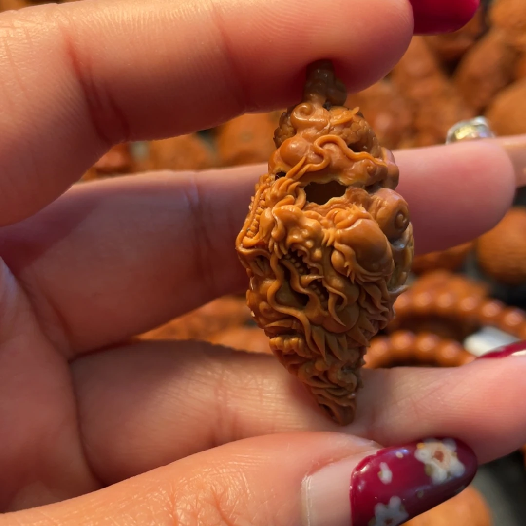 【闪购商品】手串/手链橄榄核镂空龙