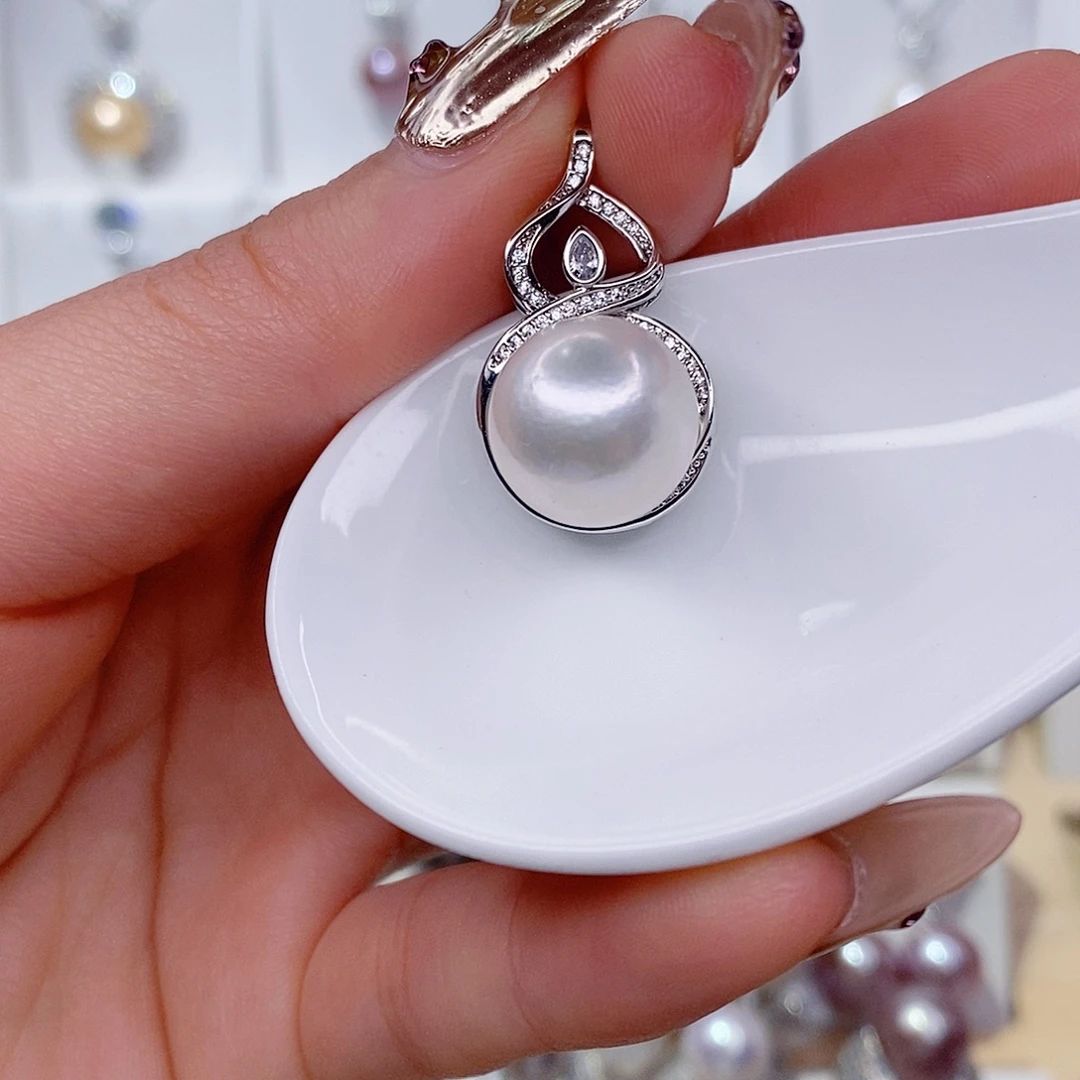 吊坠(赠链)未镶嵌淡水珍珠