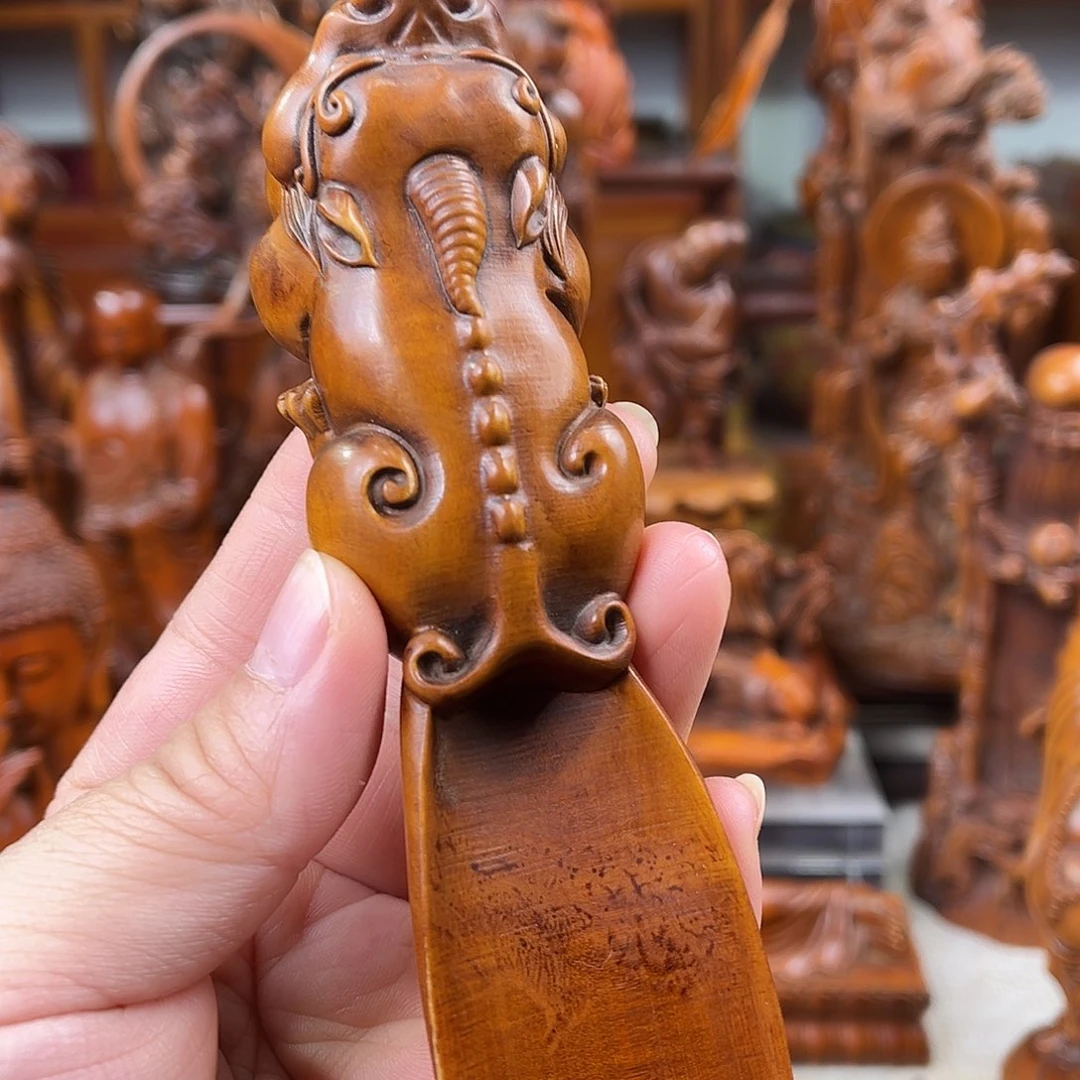 黄杨木黄杨木雕刻艺术长度15厘米