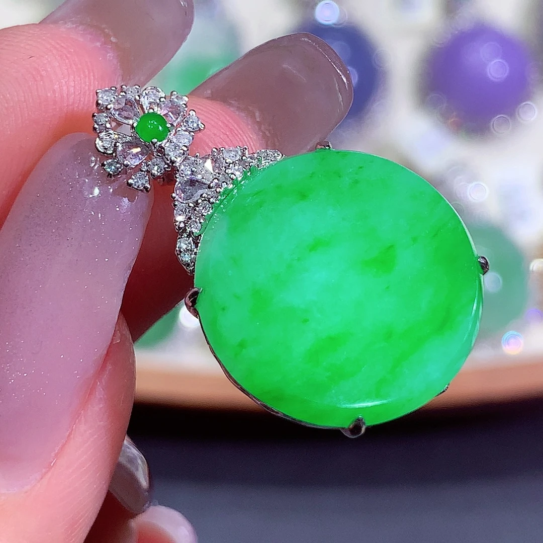 翡翠18K金镶嵌吊坠(不含链)