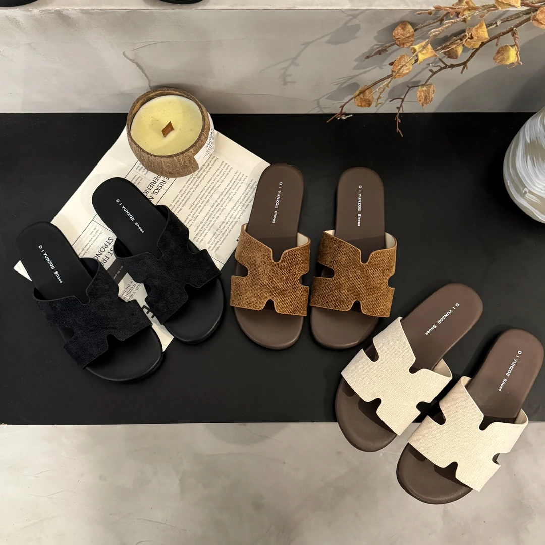 【EI】一字带拖鞋外穿时尚百搭平底旅游沙滩2025夏季新款简约凉拖鞋