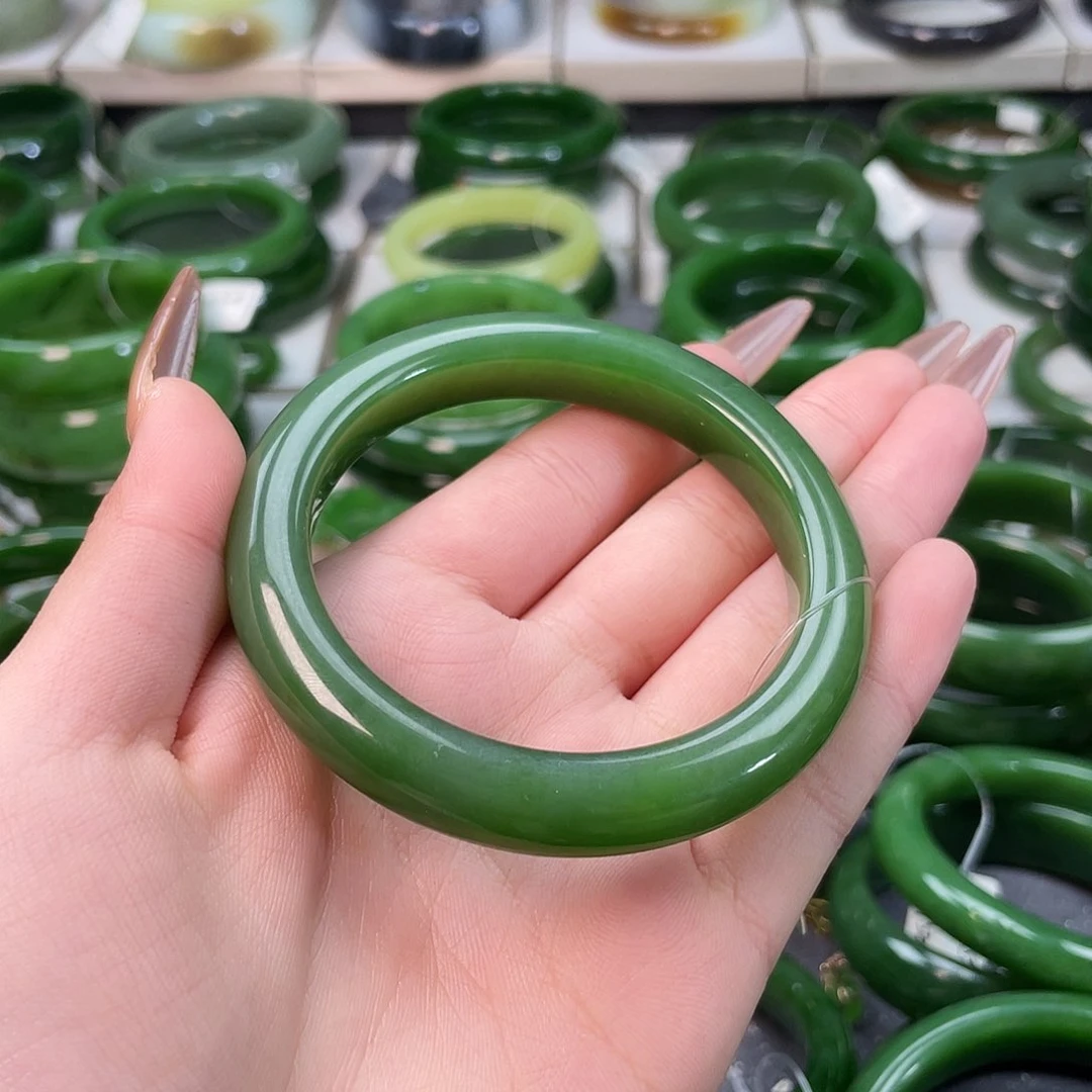 和田玉（碧玉）手镯未镶嵌