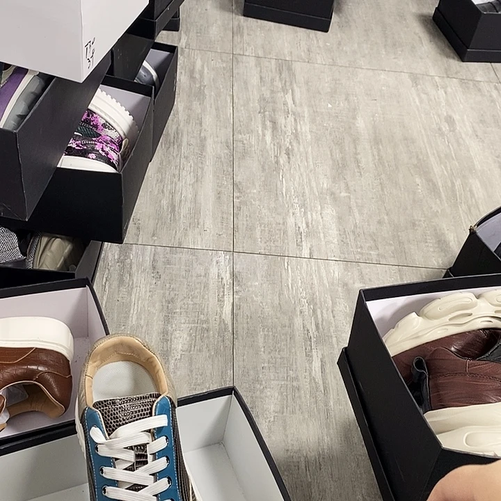 醉***月真皮41码男士休闲鞋