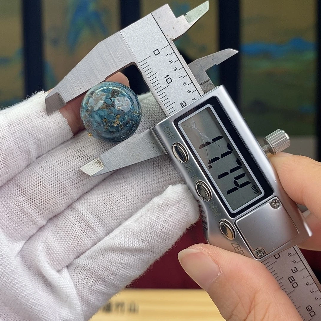 灰***灰未镶嵌绿松石珠宝奇石
