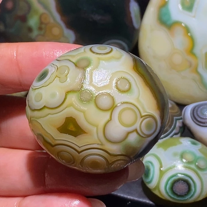 玛瑙/玉髓未镶嵌珠宝奇石78