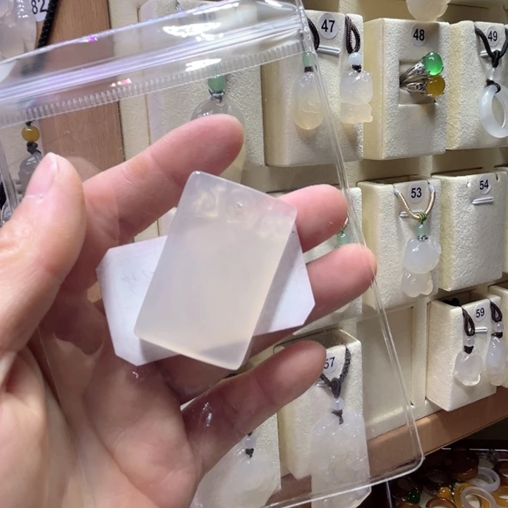 玛瑙/玉髓颈饰未镶嵌啦***。