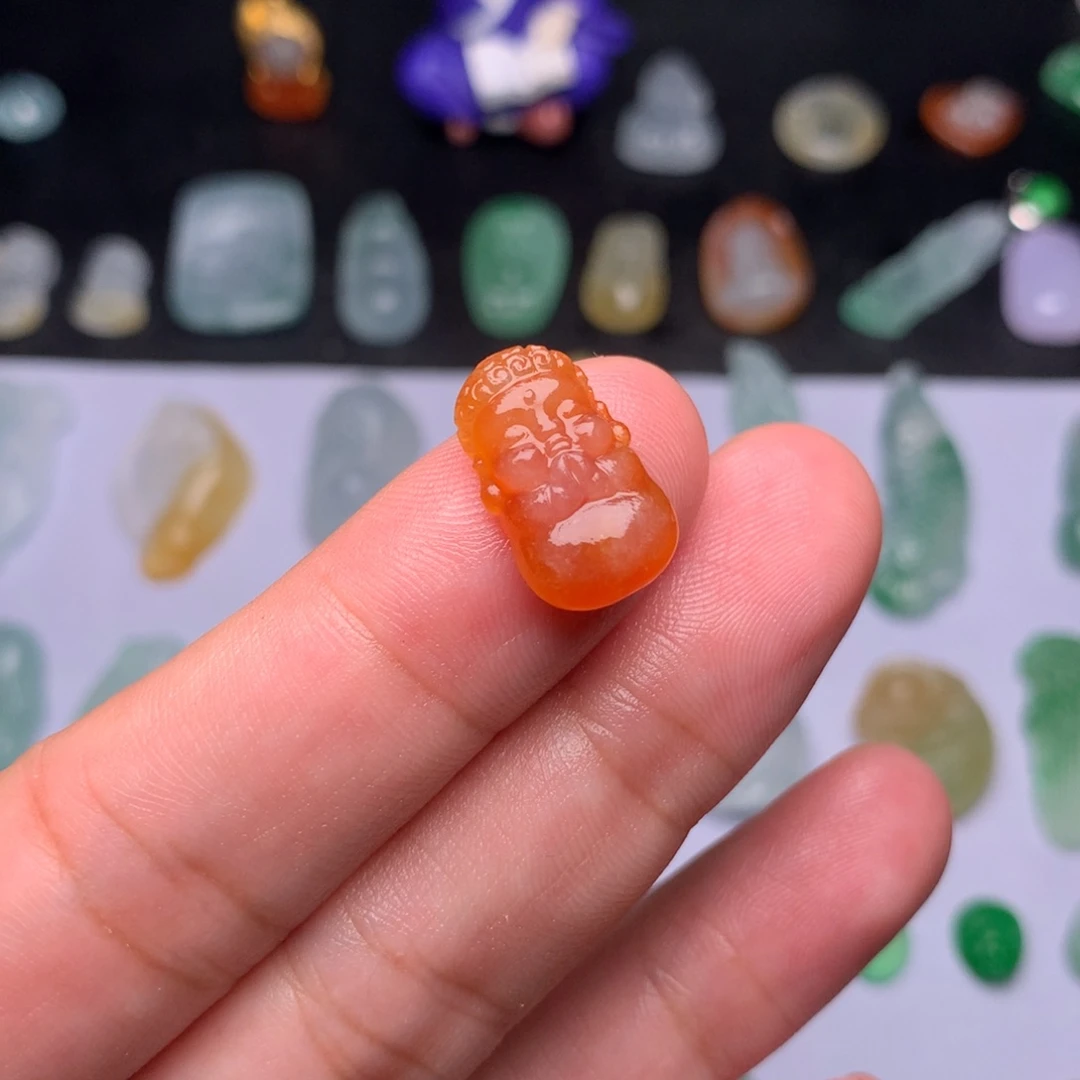 定制翡翠未镶嵌宝宝佛