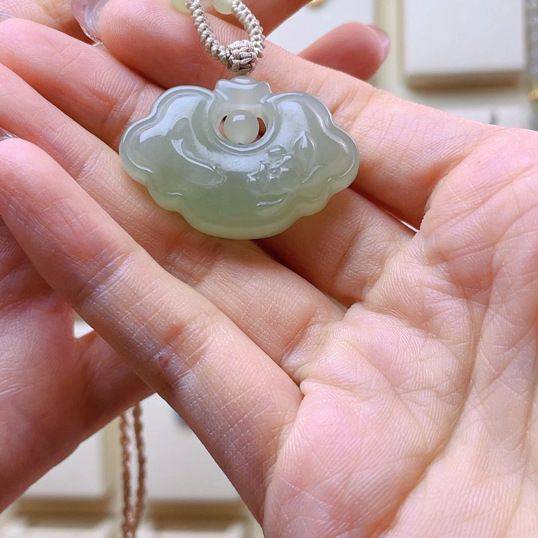 *****和田玉未镶嵌吊坠(赠链)