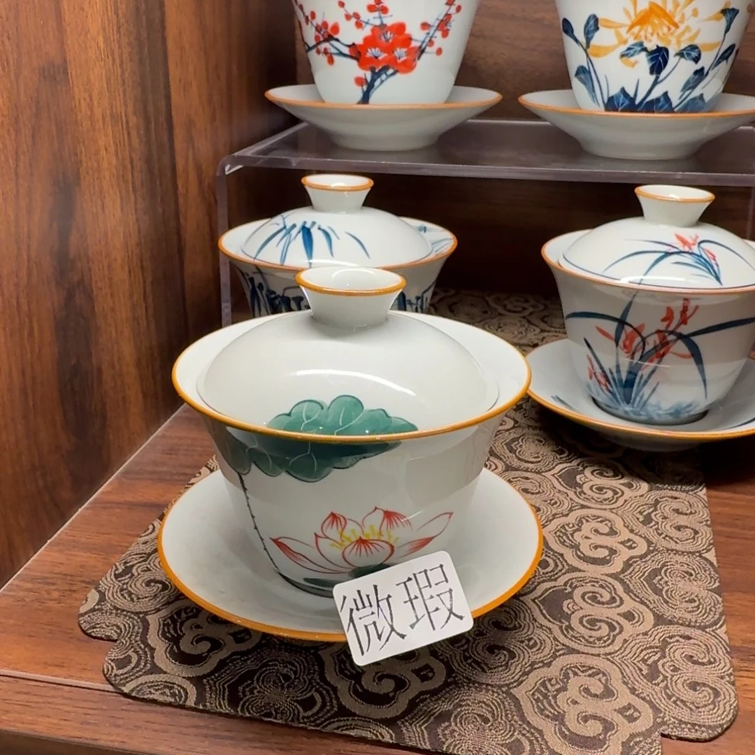 釉下手手绘茶具微瑕