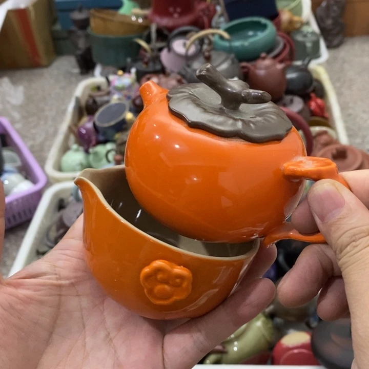 陶瓷艺术品及陶瓷壶壶