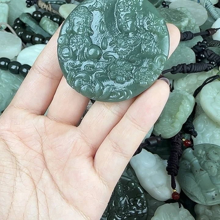 和田玉未镶嵌颈饰