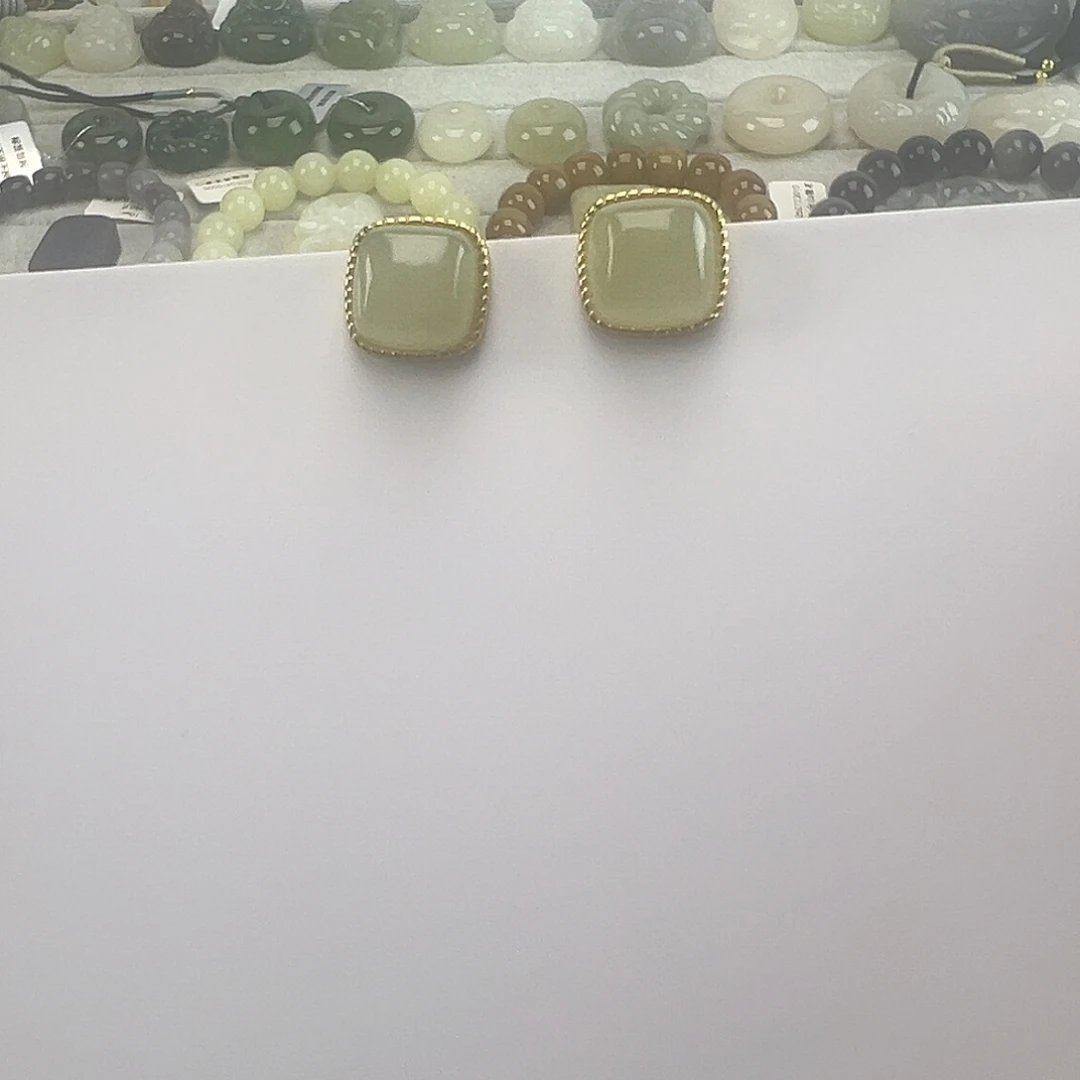 和田玉未镶嵌珠宝半成品