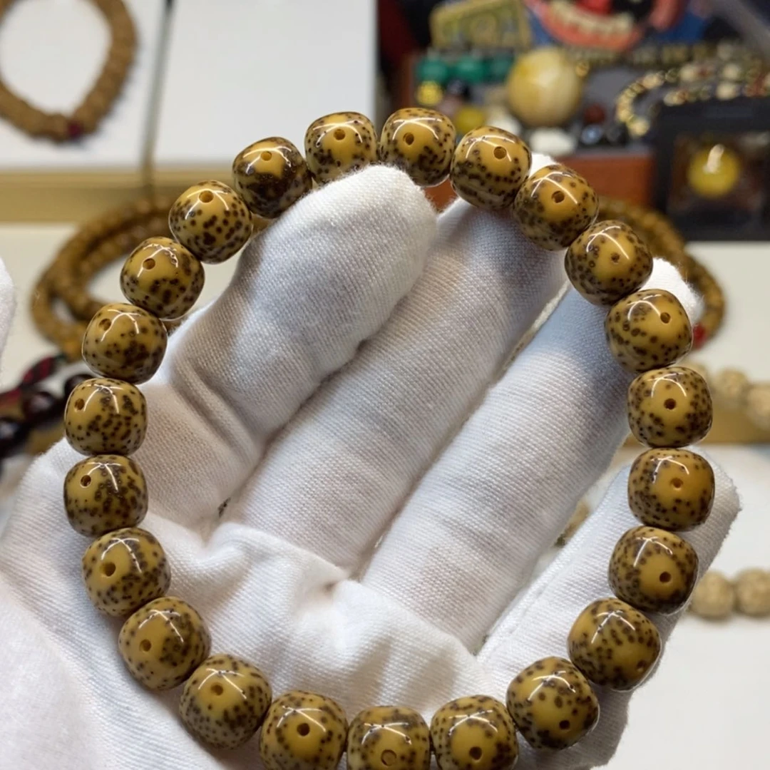 【闪购商品】手串星月菩提黄金瞳