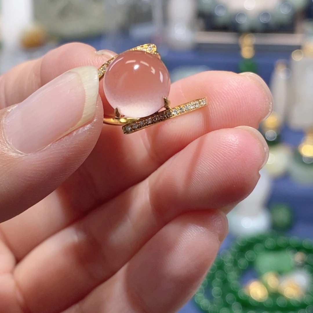 南红玛瑙合金戒指18克金镶嵌