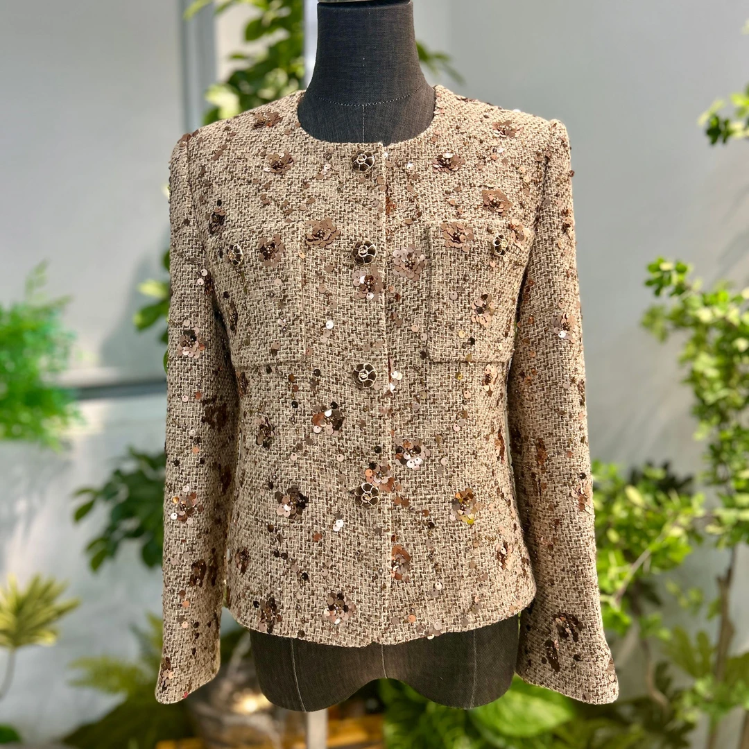 剀剀莉新春款金咖色（浮光掠影）小香风圆领精致收腰单排扣亮片外套