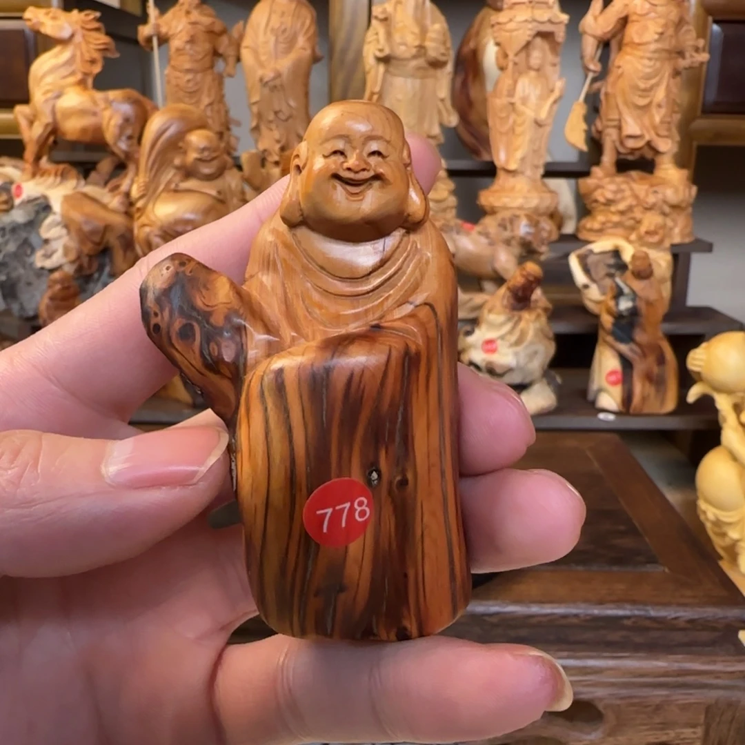 崖柏小木匠艺雕一物一拍