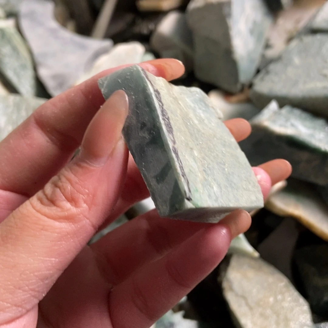 翡翠未镶嵌挂件天然翡翠