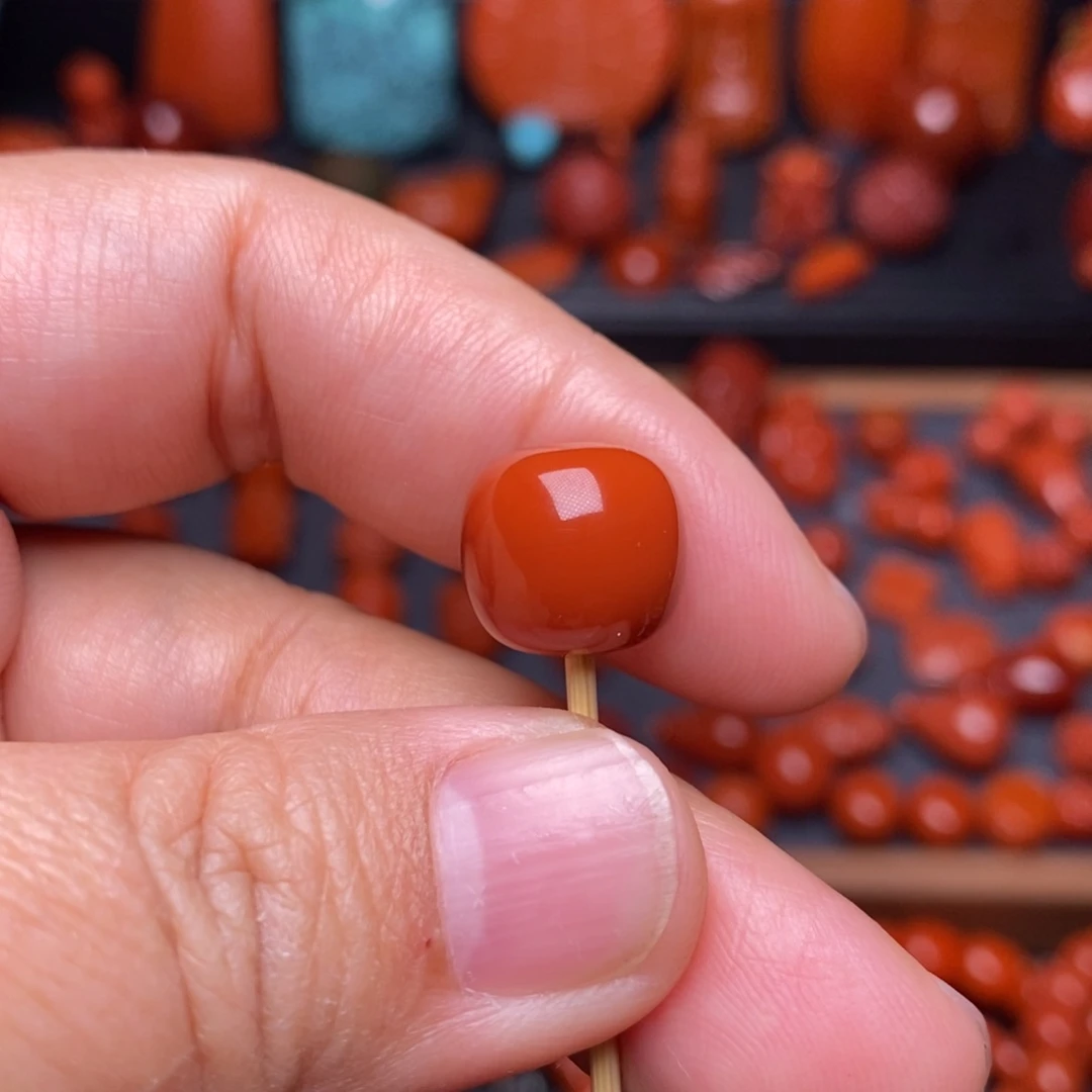 南红玛瑙配饰未镶嵌好****?配饰