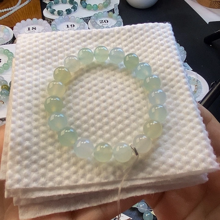 定制翡翠未镶嵌翡翠卡10