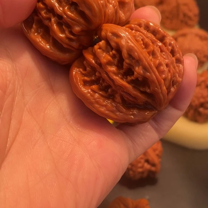 精***灵猴头核桃吊坠工艺核桃