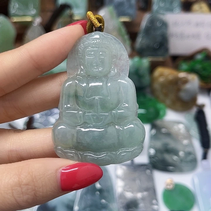 翡翠未镶嵌颈饰正装观音牌