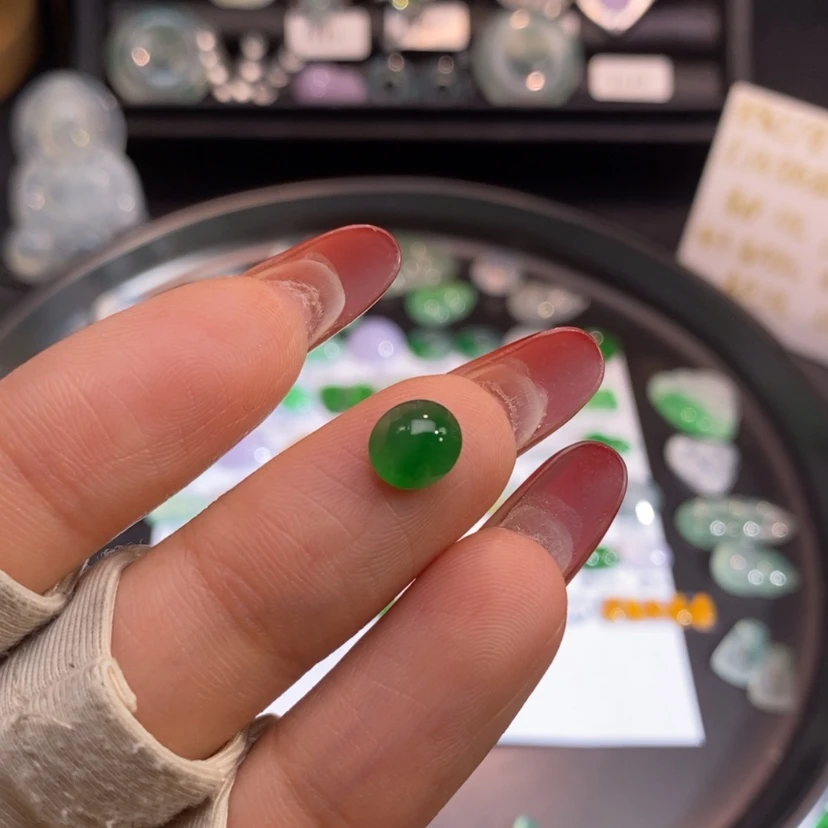 【闪购商品】翡翠挂件未镶嵌蛋面