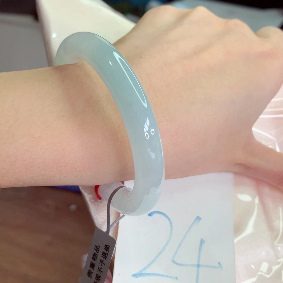 翡翠手镯未镶嵌天然缅甸翡翠A货手镯