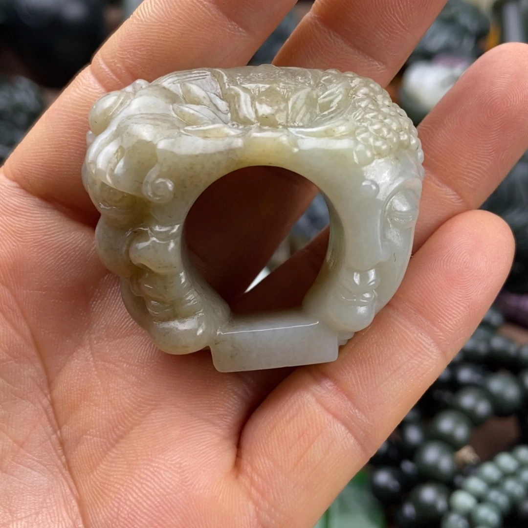 和田玉挂件未镶嵌