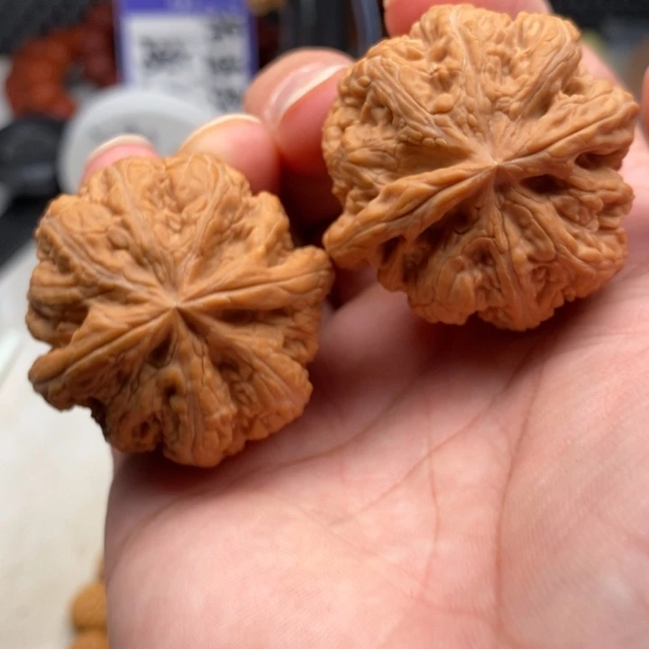 手串文玩核桃粗筋核桃